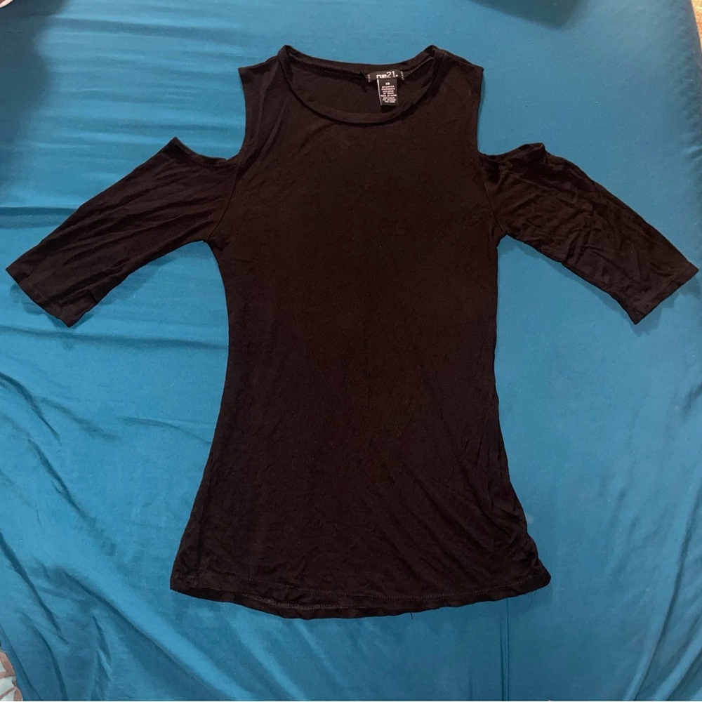 Women's/Junior's Rue 21 Cold Off Shoulder Solid Black Blouse,  Size XSmall